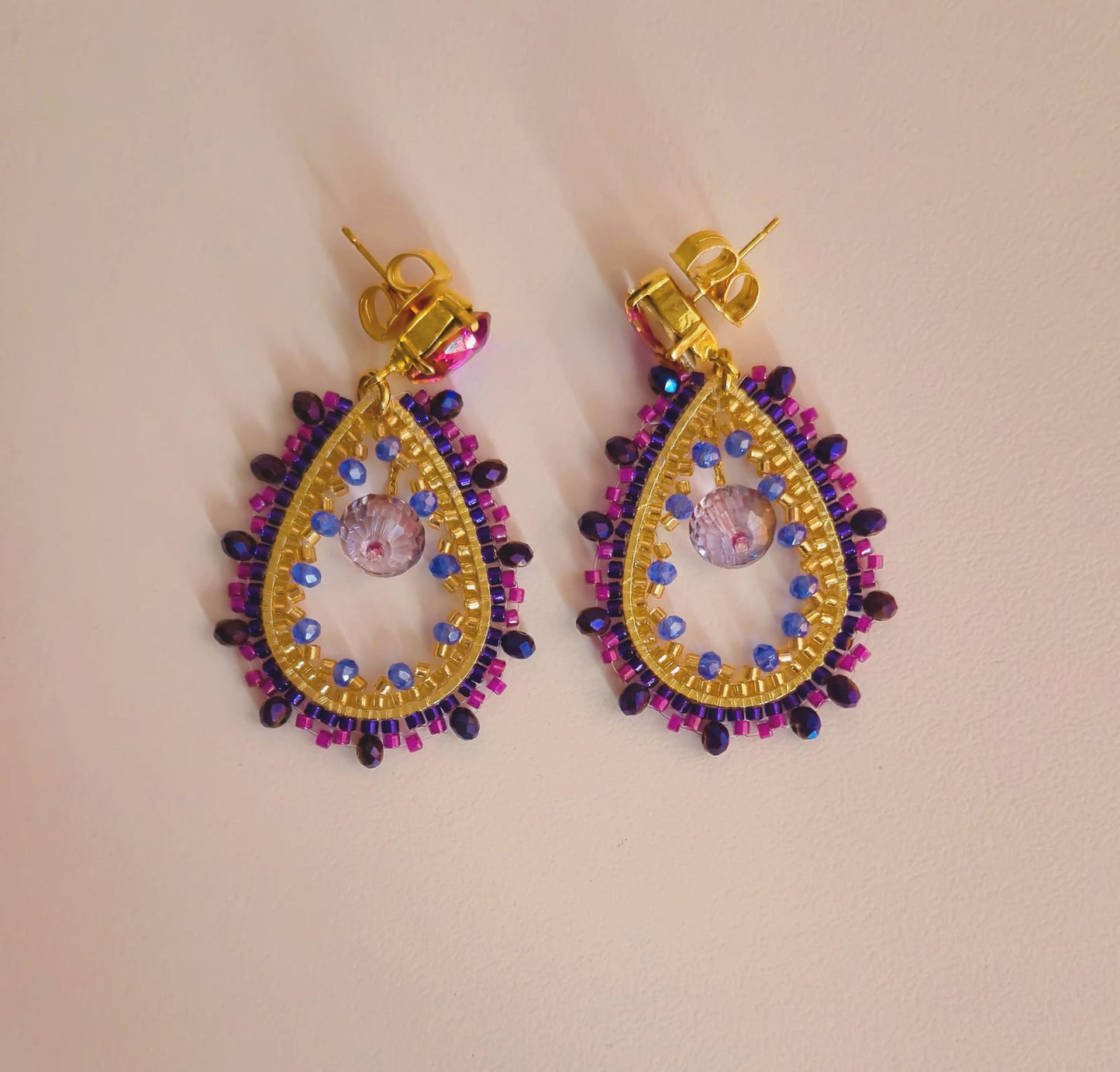 Aretes Virel