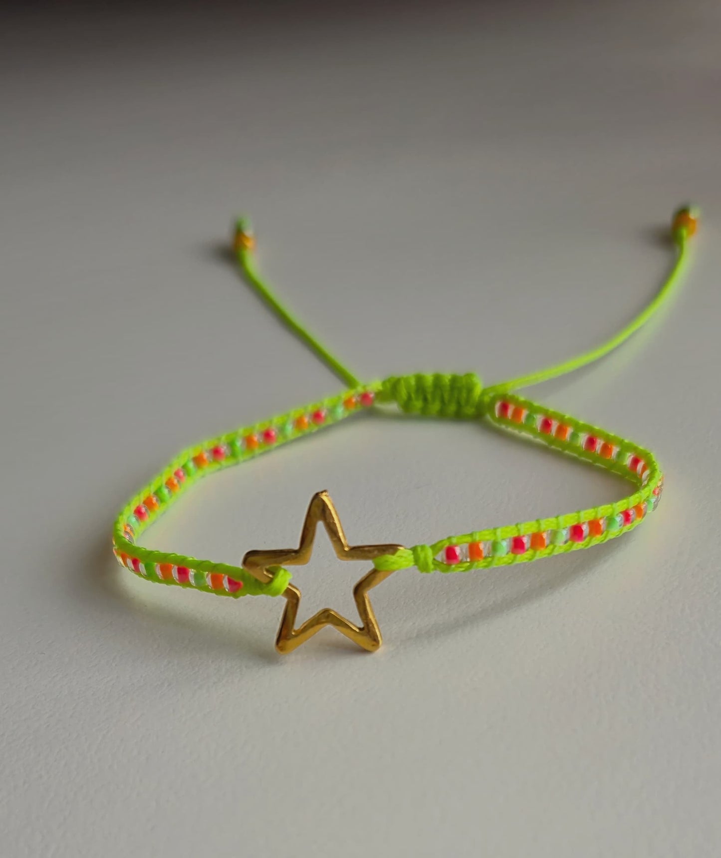 Pulsera Estrela Dorada